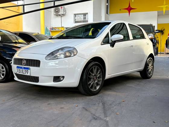 FIAT PUNTO 1.4 ATTRACTIVE 8V FLEX 4P MANUAL